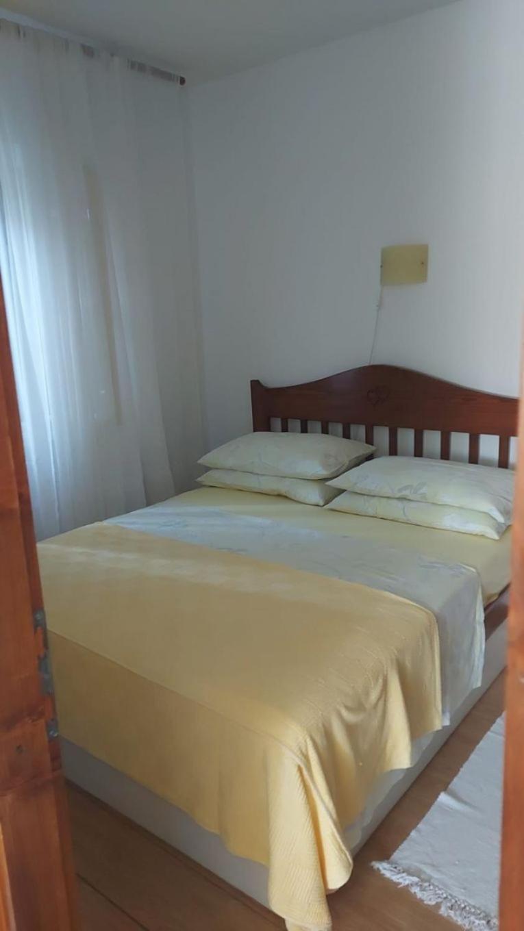 Apartment Brane Бол Екстер'єр фото
