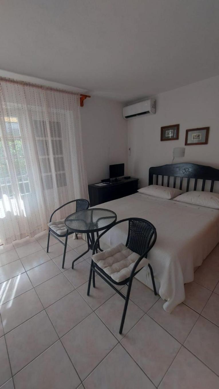Apartment Brane Бол Екстер'єр фото