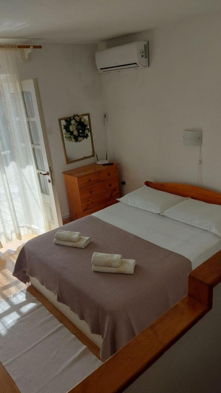 Apartment Brane Бол Екстер'єр фото